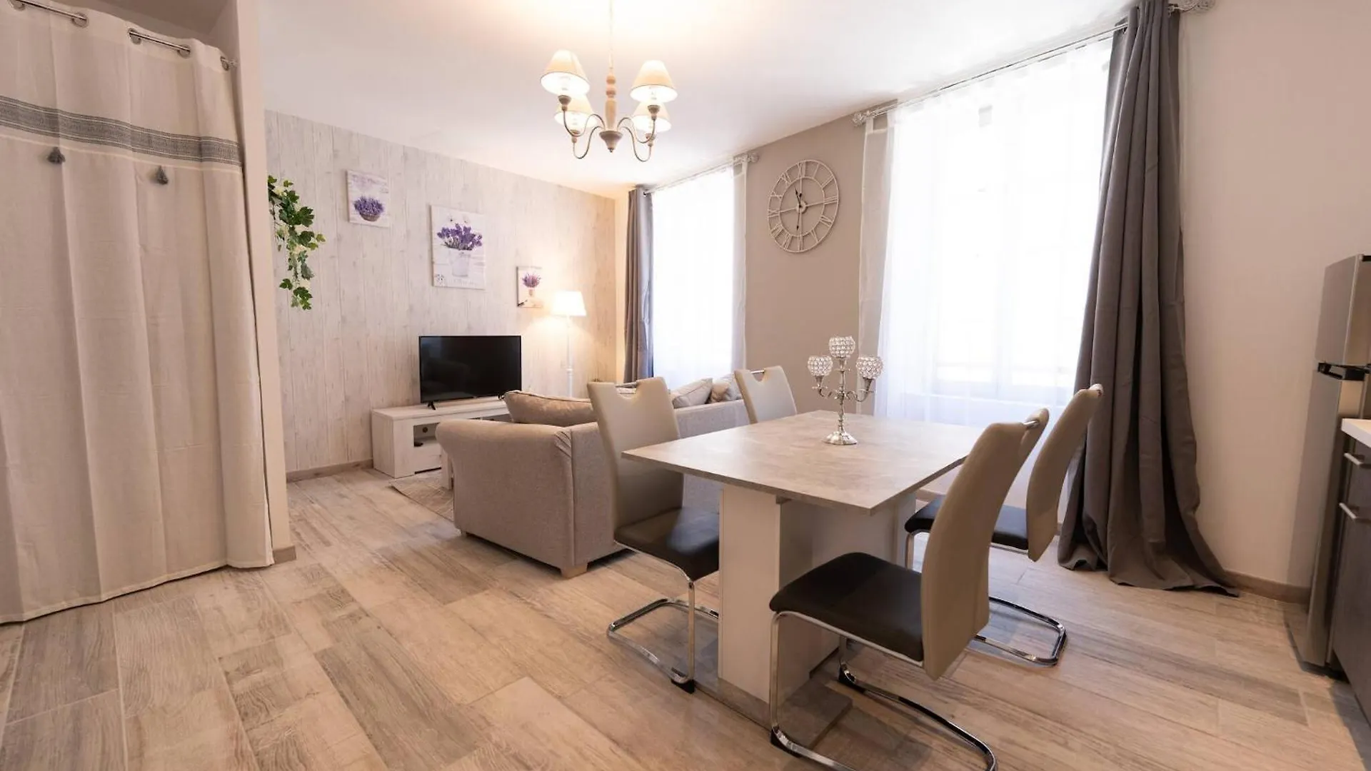 Charme Et Caractere Au Centre Classe 3 Etoiles Riez