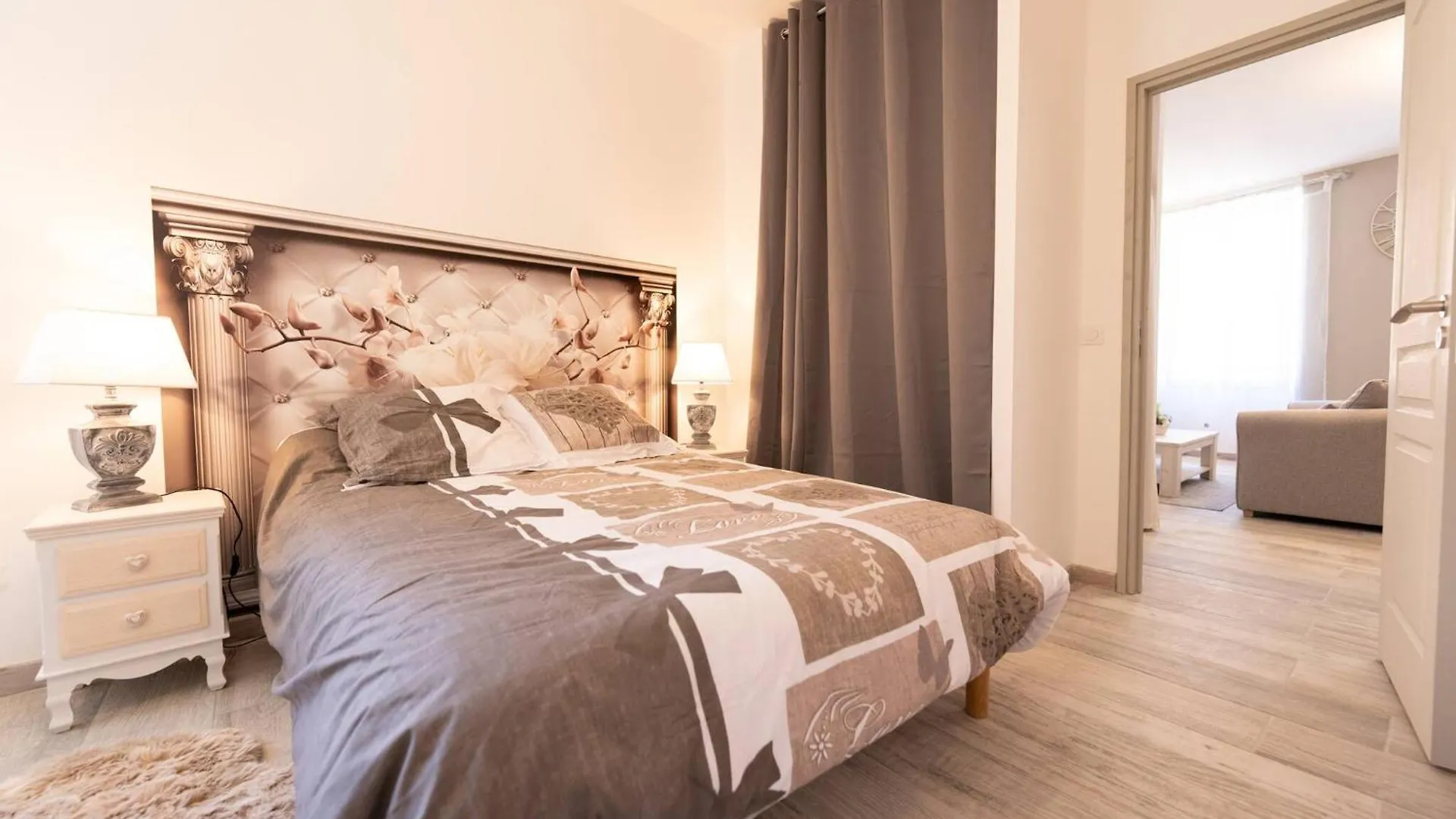 Charme Et Caractere Au Centre Classe 3 Etoiles Riez France